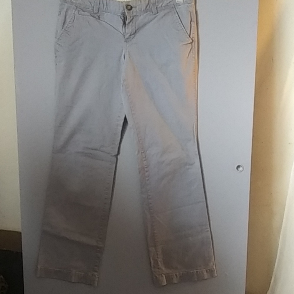 Never worn Old Navy Pants